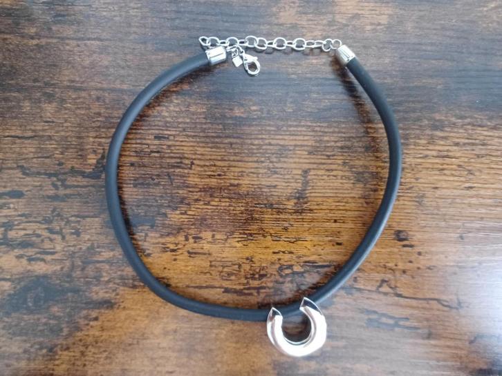 Victoria - chokerketting (20cm), Handtassen en Accessoires, Kettingen, Nieuw, Kunststof, Zwart, Met hanger, Verstelbaar, Ophalen of Verzenden