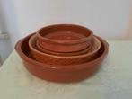 Ronde terracotta schotels, Huis en Inrichting, Keuken | Servies, Kom(men), Keramiek, Gebruikt, Ophalen