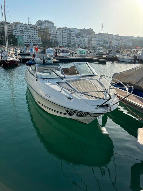 Casquette Jeanneau Camarat 6.5dc Yamaha 150cv !, Sports nautiques & Bateaux, Speedboat, Comme neuf, 6 mètres ou plus, Essence