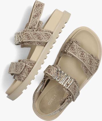 GUESS sandalen beschikbaar voor biedingen
