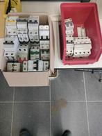 Distributeurs automatiques de toutes sortes, Enlèvement ou Envoi