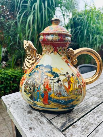 Oude japanse theepot  beschikbaar voor biedingen