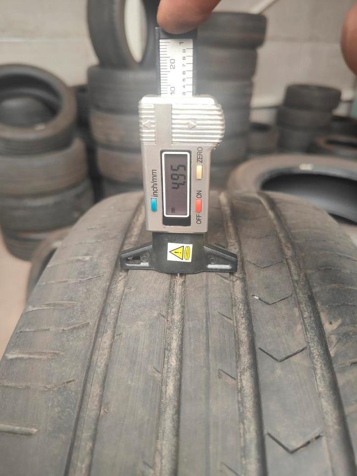 205/55r17 continental 35€ per stuk met plaatsen 205/55/r17, Auto diversen, Autosport-onderdelen, Zo goed als nieuw, Ophalen of Verzenden