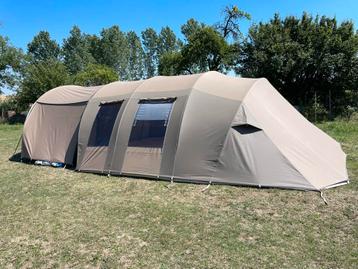 Tent te koop beschikbaar voor biedingen