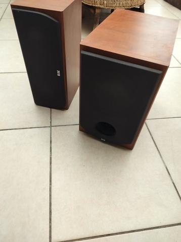 Elac subwoofer/speaker beschikbaar voor biedingen