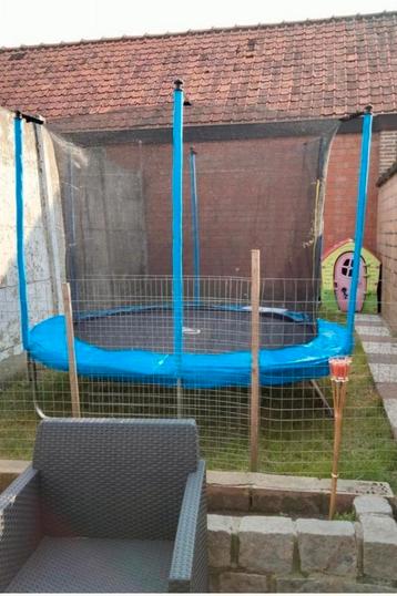 Trampoline 2,44m  beschikbaar voor biedingen