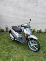 Piaggio Liberty 2 takt B klasse, Fietsen en Brommers, Ophalen, Piaggio, Tweetakt, Gebruikt