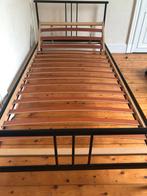 Bed 1 persoon 90 x 200 met verstelbaar hoofdeinde, Huis en Inrichting, Ophalen, Zo goed als nieuw, Zwart, Verstelbaar