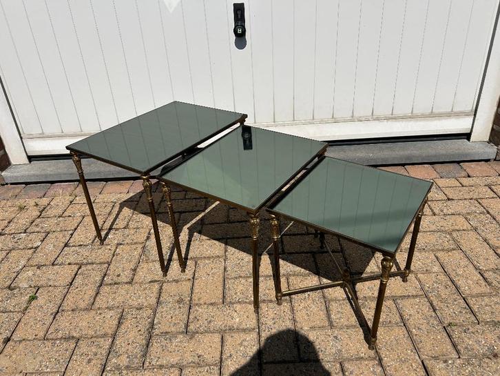 Tables gigognes en laiton doré de style maison Charles, Antiquités & Art, Antiquités | Meubles | Tables, Enlèvement