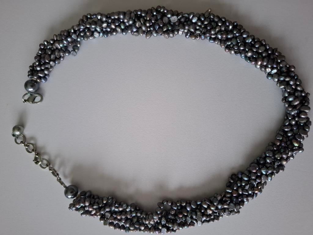 Grijs geweven ketting met slotje, Ophalen, Grijs