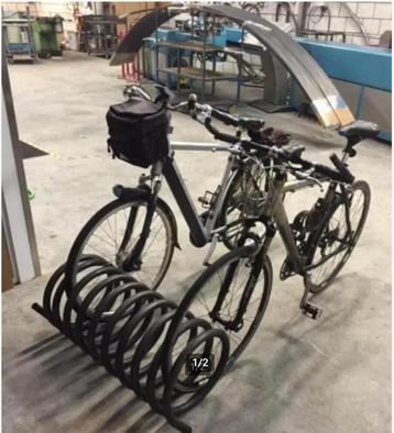 industrie fietsrek spiraalvorm beschikbaar voor biedingen