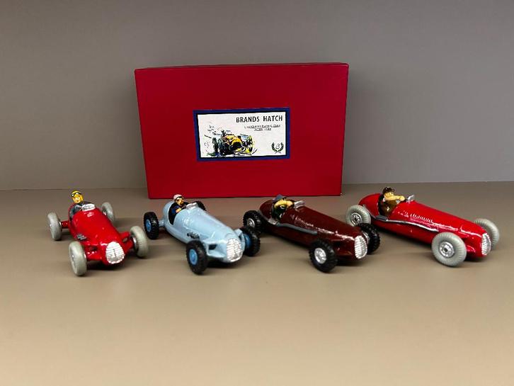 4x Cisitalia D46 miniature, Hobby en Vrije tijd, Modelbouw | Auto's en Voertuigen, Zo goed als nieuw, Auto, 1:32 tot 1:50, Overige merken