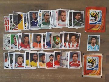 Panini World Cup 2010: 100 stickers incl Messi + 2 zakjes beschikbaar voor biedingen