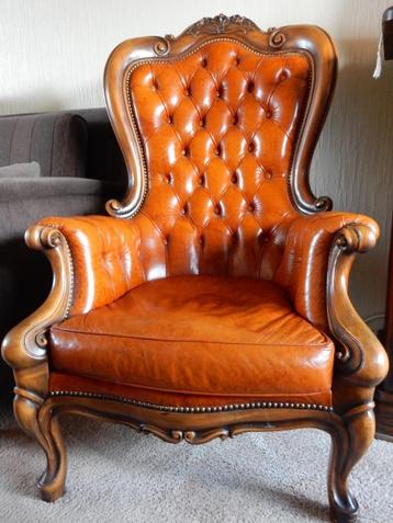 Zetel leder walnoot Rococo (1 van 2) beschikbaar voor biedingen