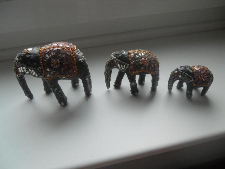 3 OLIFANJES, Verzamelen, Dierenverzamelingen, Zo goed als nieuw, Beeldje of Figuurtje, Wild dier, Ophalen