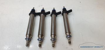 Benzine injector injectoren Mercedes A2780700687 0261500065  beschikbaar voor biedingen