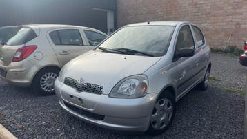 Toyota Yaris 1.0Benzine 110.xxx km ! 2001 Beginnerswag beschikbaar voor biedingen