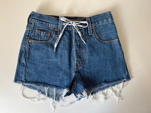Short en jeans Levi's 501 taille W23, Vêtements | Femmes, Jeans, Comme neuf, Autres tailles de jeans, Bleu