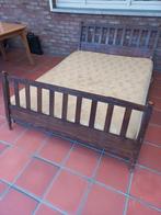 Oud bed 140 cm × 200 cm (+ eventueel oude matras), Antiek en Kunst, Ophalen
