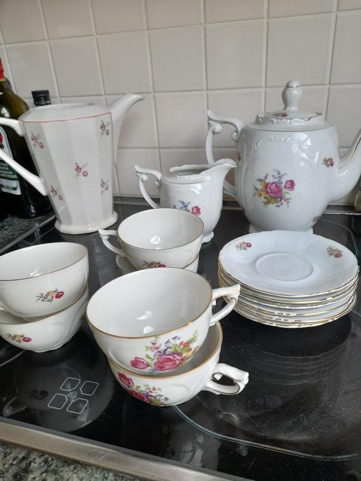Servies Claudine made in Germany, Huis en Inrichting, Keuken | Servies, Zo goed als nieuw, Kop(pen) en/of Schotel(s), Overige stijlen