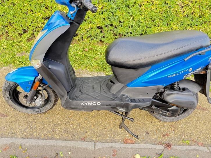 kymco , snorfiets , rijd goed start goed, Fietsen en Brommers, Snorfietsen en Snorscooters, Gebruikt, Kymco, Benzine, Ophalen of Verzenden