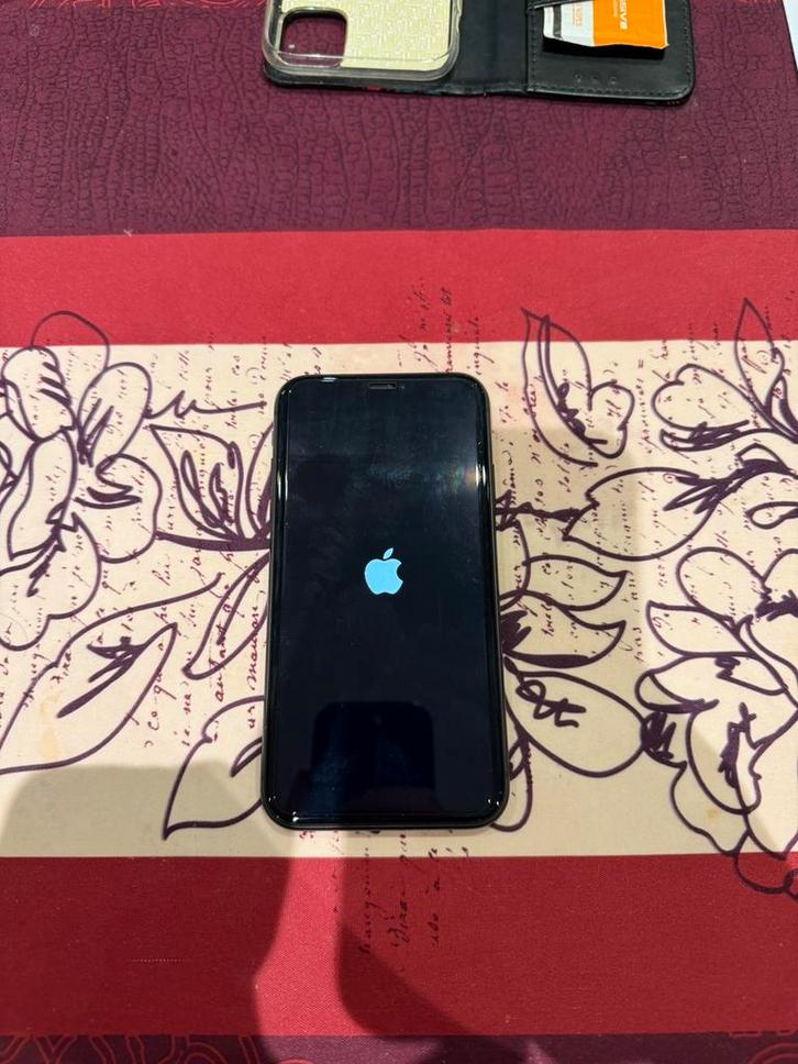 iPhone 11, Télécoms, Téléphonie mobile | Apple iPhone, Comme neuf, Sans abonnement, Avec simlock (verrouillage SIM), iPhone 11