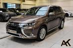 Mitsubishi Outlander 2.4i 4WD PHEV Instyle - NAVI / CAMERA /, Auto's, Mitsubishi, Automaat, Euro 6, 4 cilinders, Bruin