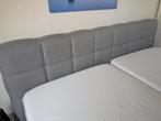 boxspring + matrassen, Gris, Comme neuf, Enlèvement, 180 cm
