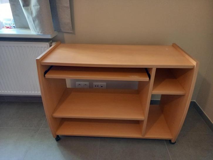 Bureau voor computer, met plaats voor printer en toetsenbord, Huis en Inrichting, Bureaus, Gebruikt, Bureau, Met wielen, Ophalen