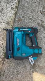 Makita 18V Brad tacker, Doe-het-zelf en Bouw, Ophalen, Gebruikt