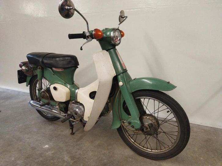 Honda C50 moto, Fietsen en Brommers, Brommers | Oldtimers, Ophalen