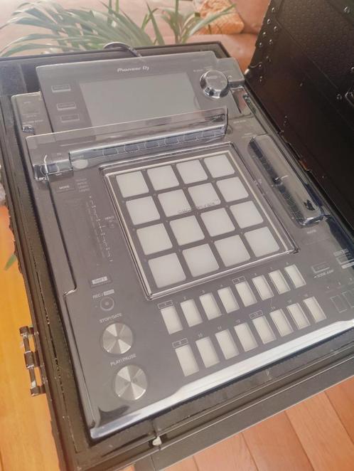 Pioneer DJS-1000 met flightcase en decksaver, Muziek en Instrumenten, Dj-sets en Draaitafels, Zo goed als nieuw, Dj-set, Pioneer
