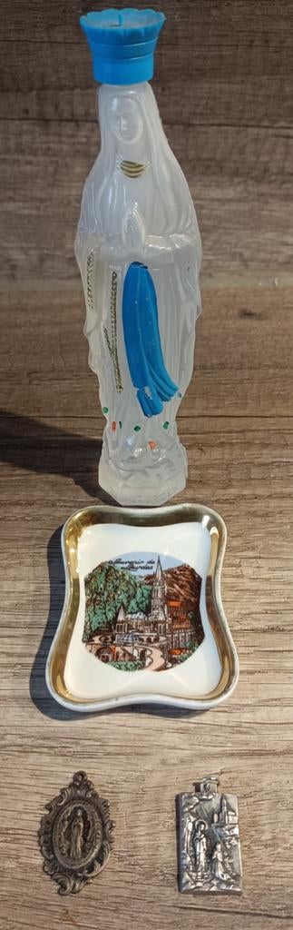 Lot religion notre dame, Enlèvement ou Envoi