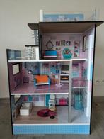 Houten poppenhuis, Ophalen, Zo goed als nieuw, Poppenhuis