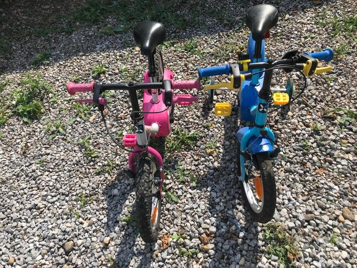 Petit vélo pour enfants toutes couleurs, Fietsen en Brommers, Fietsen | Driewielers, Gebruikt, Duwstang, Verstelbare zitting, Ophalen