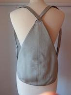 Nathan grijze rugzak, Handtassen en Accessoires, Tassen | Damestassen, Ophalen of Verzenden, Zo goed als nieuw, Grijs, Overige typen