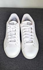 Basket de marque ADIDAS., Comme neuf, Sneakers et Baskets, Blanc