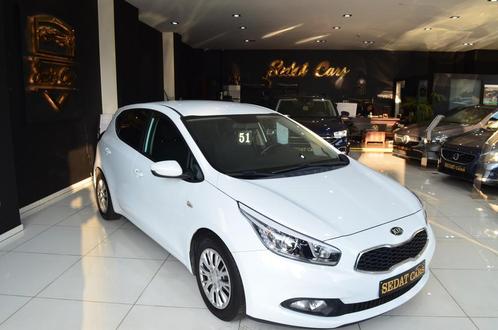 Kia Cee’d CRDI 1.4 DIESEL EURO 5B, Auto's, Kia, Bedrijf, Te koop, (Pro) Cee d, ABS, Airconditioning, Bluetooth, Centrale vergrendeling