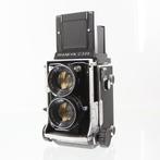 MAMIYA C220 WITH BLUE DOT MAMIYA SEKOR 80MM F2.8 LENSES, Audio, Tv en Foto, Fotocamera's Analoog, Verzenden