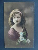 oude prentkaart foto meisje, Verzamelen, Postkaarten | Themakaarten, Verzenden, Voor 1920, Gelopen, Kinderen