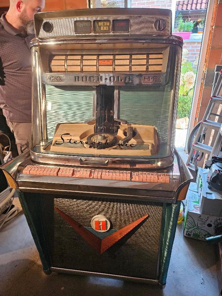 Jukebox Rock-Ola 120 - 1468 Tempo 1 - 1959, Collections, Machines | Jukebox, Utilisé, Rock Ola, 1950 à 1960, Enlèvement ou Envoi