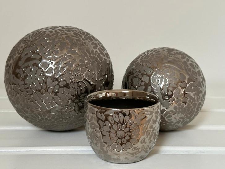 set decoratiebollen en potje - in nieuwstaat, Diversen, Kerst, Ophalen