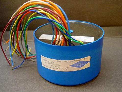 Universele voedingstransformator voor buizenversterkers., Hobby en Vrije tijd, Elektronica-componenten, Nieuw, Ophalen