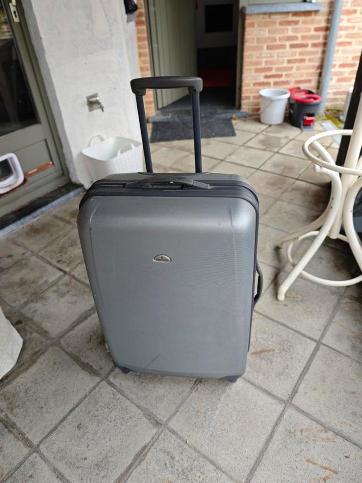Samsonite koffer 4 wielen, Handtassen en Accessoires, Koffers, Gebruikt, Hard kunststof, 70 cm of meer, 45 tot 55 cm, Slot, Uitschuifbare handgreep