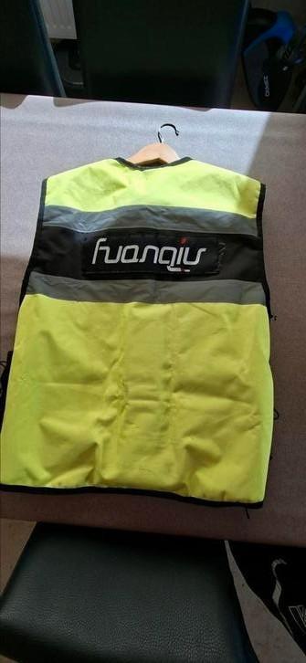 Te koop : airbagvest Huanqiu beschikbaar voor biedingen