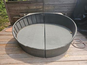 Bain de soleil rond brun GRATUIT, Synthétique, Enlèvement, Utilisé, Sets de jardin