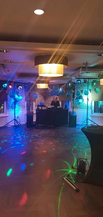 Volledige discobar  beschikbaar voor biedingen