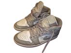 Nike air Jordan grijs-witte sneaker, Kleding | Heren, Schoenen, Ophalen of Verzenden, Gedragen, Wit, Nike