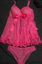 Ensemble de lingerie rose de luxe taille S, Vêtements | Femmes, Sous-vêtements & Lingerie, Enlèvement ou Envoi, Rose