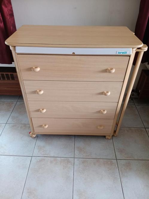 Verzorgtafel met badje en ladekast., Kinderen en Baby's, Badjes en Verzorging, Zo goed als nieuw, Badje, Ophalen